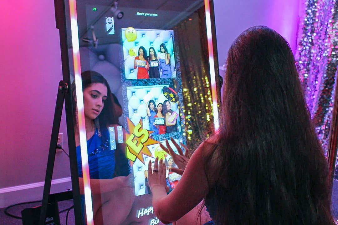 Genie's Magic Photo Booth